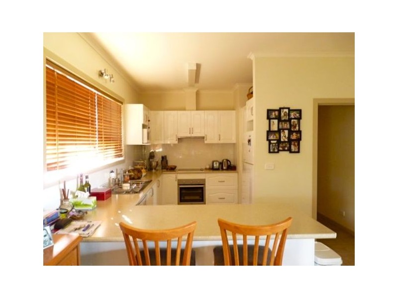 13 Normans Road, Metung VIC 3904