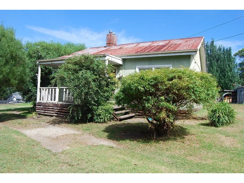 29 Nowa Nowa Old Buchan Road, Nowa Nowa VIC 3887