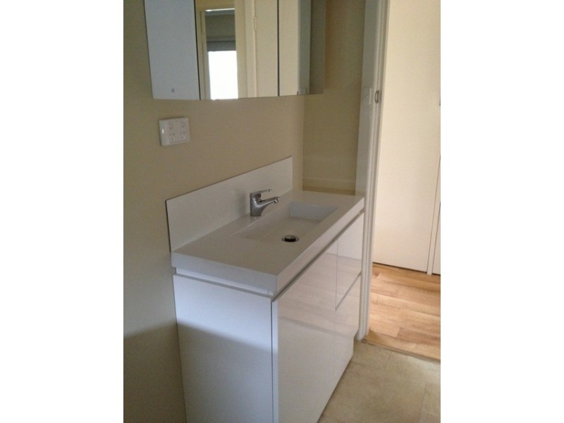 1/5 Barkes Avenue, Lakes Entrance VIC 3909