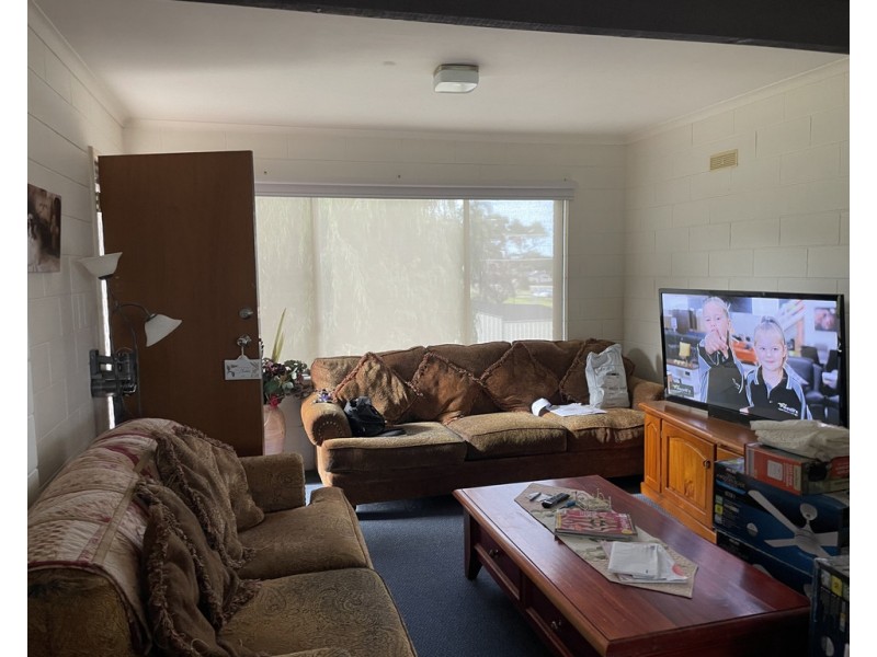 2/9 Coates Road, Lakes Entrance VIC 3909
