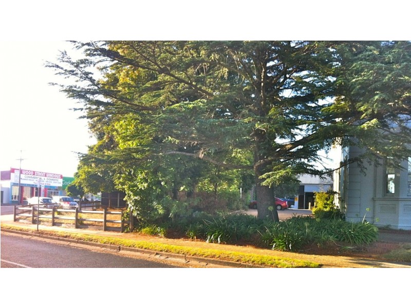 2 Wood Street, Bairnsdale VIC 3875