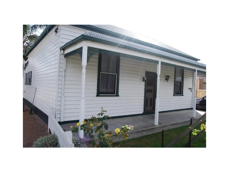 9 – 11 Orme Street, Lakes Entrance VIC 3909