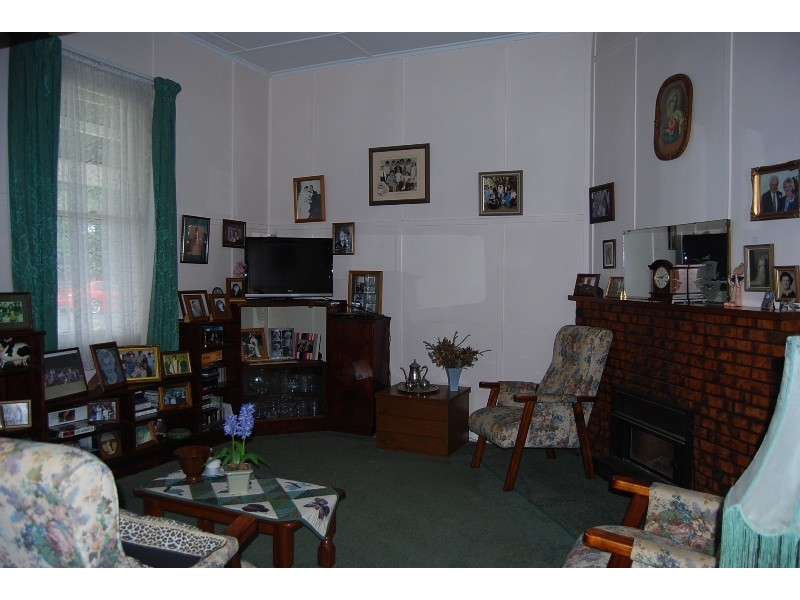 9 -11 Orme Street, Lakes Entrance VIC 3909