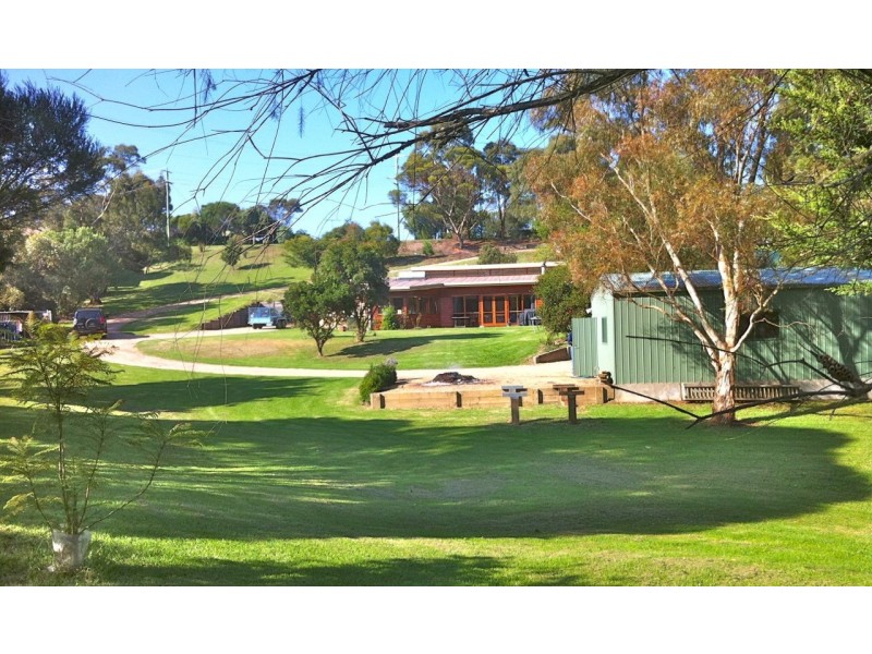 26  Mairburn Road, Metung VIC 3904