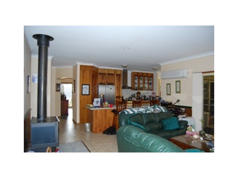 15 The Balcony, Lakes Entrance VIC 3909