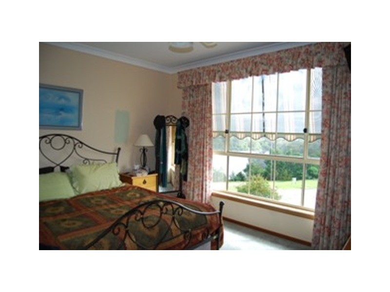 15 The Balcony, Lakes Entrance VIC 3909