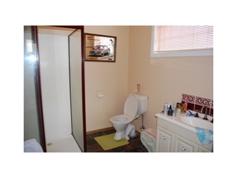 15 The Balcony, Lakes Entrance VIC 3909