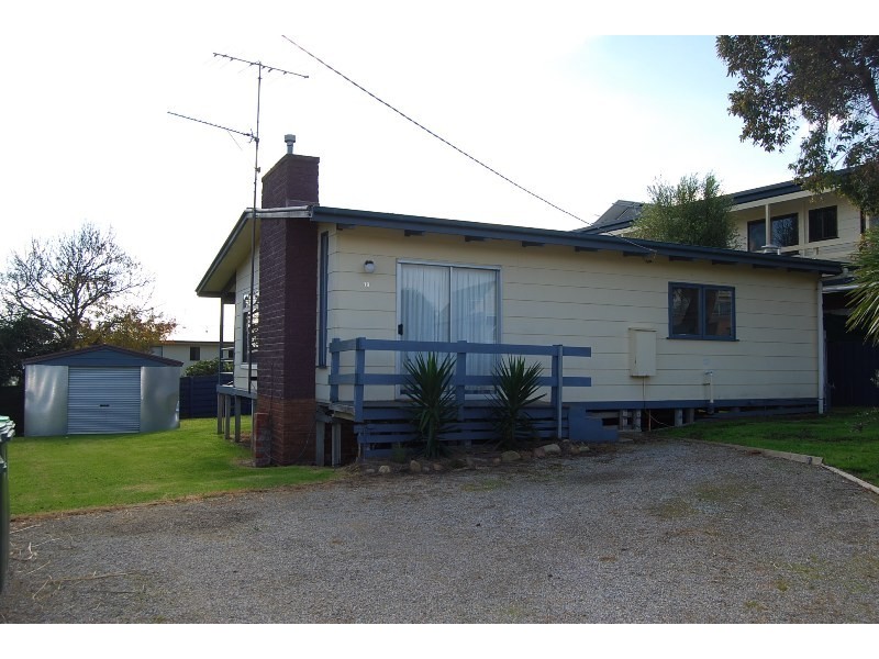 19 Hillcrest Way, Lake Tyers Beach VIC 3909