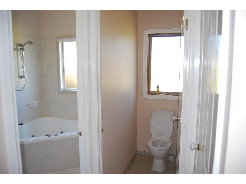 167 Hunters Lane, Lakes Entrance VIC 3909