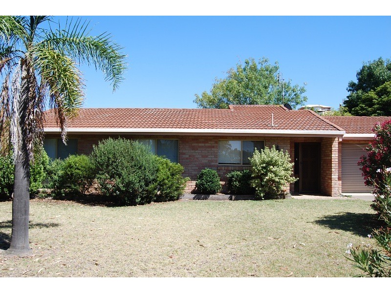 1/41 Golf Links Road, Lakes Entrance VIC 3909