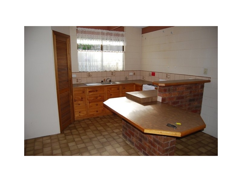 2/30 Point Road, Lakes Entrance VIC 3909