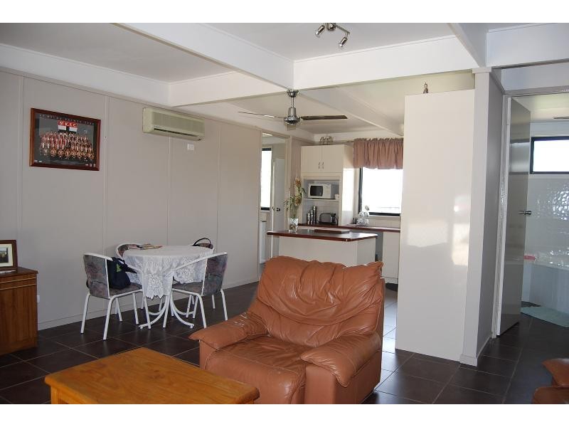 10 GOLF LINKS ROAD, Lakes Entrance VIC 3909