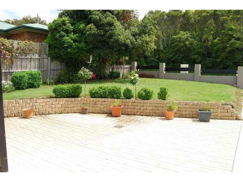 10 GOLF LINKS ROAD, Lakes Entrance VIC 3909