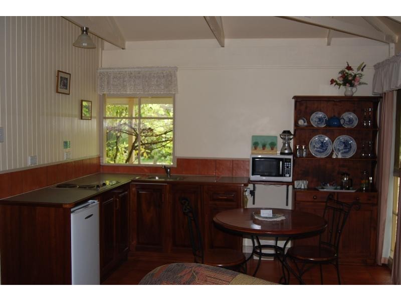 30 Kalimna Jetty Road, Lakes Entrance VIC 3909