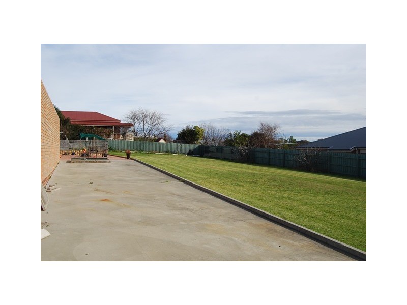 50A Stirling Drive, Lakes Entrance VIC 3909