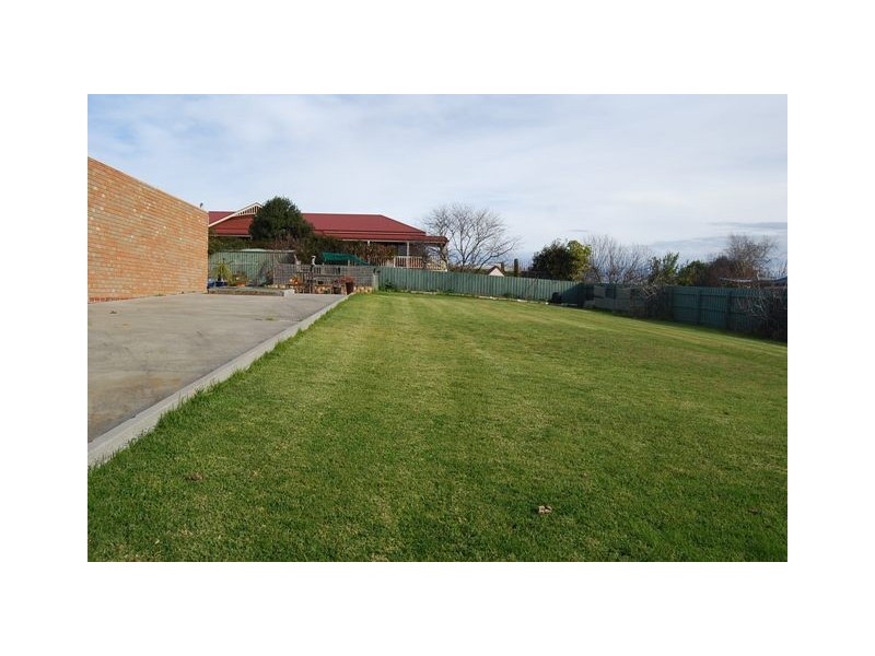 50A Stirling Drive, Lakes Entrance VIC 3909