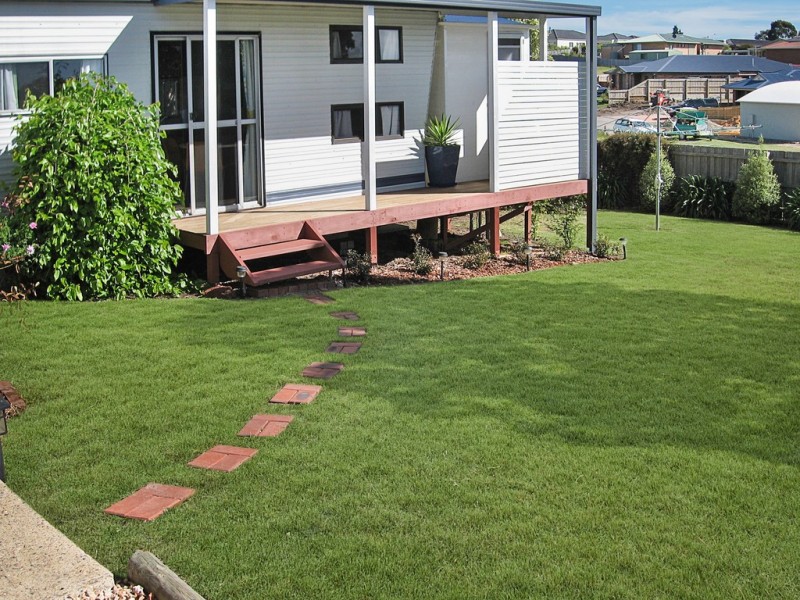 41 Hazel Road, Kalimna VIC 3909