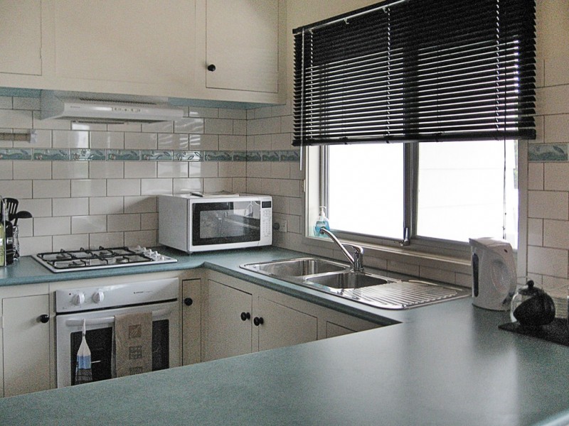 41 Hazel Road, Kalimna VIC 3909