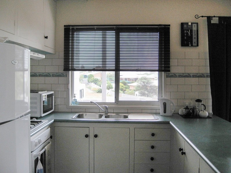 41 Hazel Road, Kalimna VIC 3909