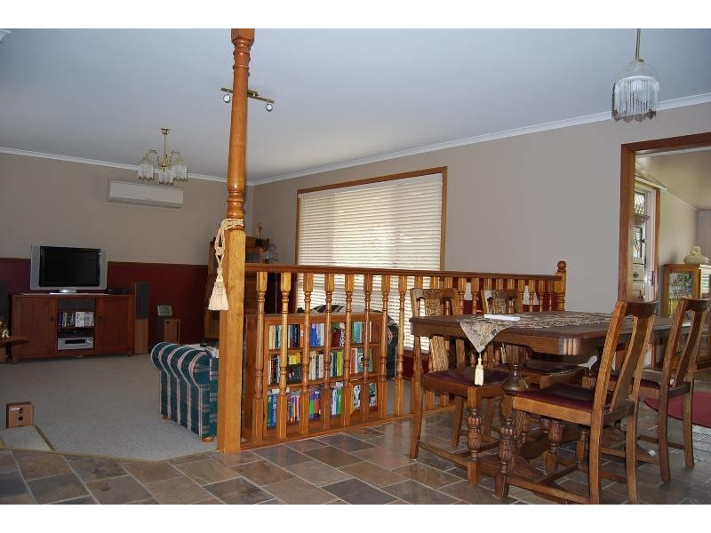 155 Hunters Lane, Lakes Entrance VIC 3909