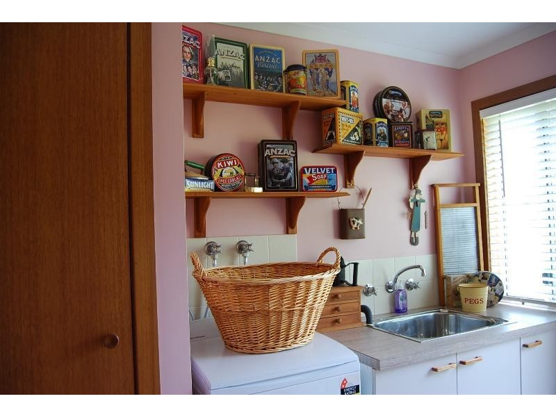 155 Hunters Lane, Lakes Entrance VIC 3909