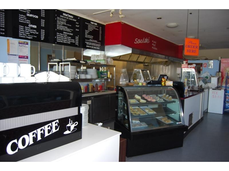 581 Esplanade, Lakes Entrance VIC 3909