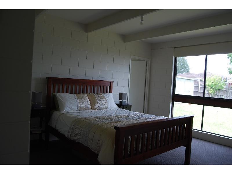 41 Capes Road, Lakes Entrance VIC 3909