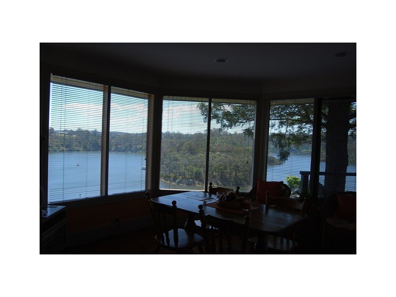 112 Capes Road, Lakes Entrance VIC 3909