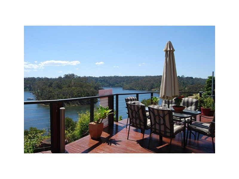 112 Capes Road, Lakes Entrance VIC 3909