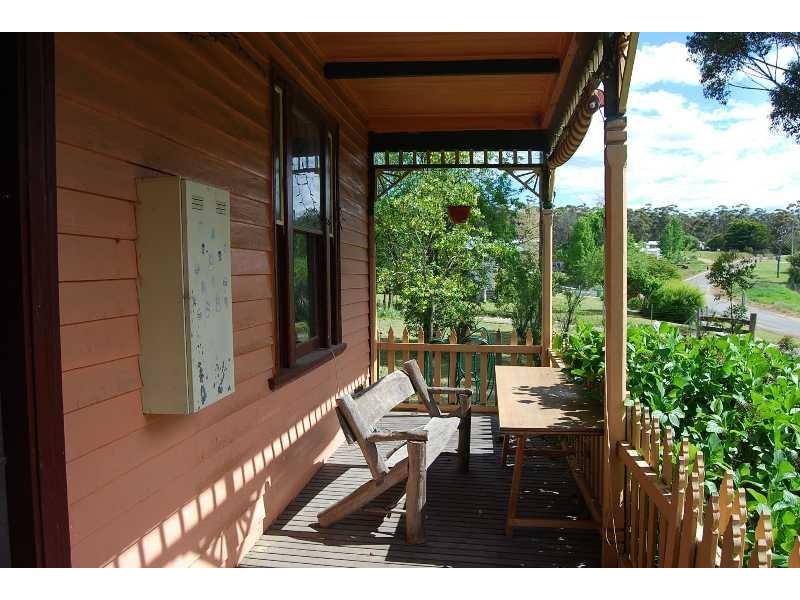 9 Nowa Nowa Old Buchan Road, Nowa Nowa VIC 3887