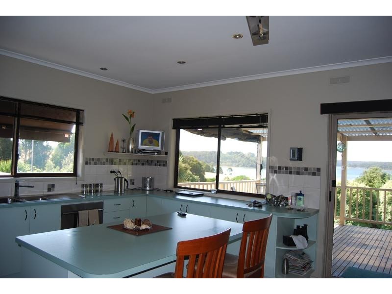 29 Outlook Drive, Lake Tyers Beach VIC 3909