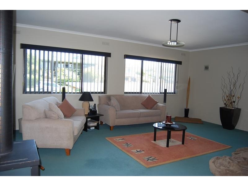 29 Outlook Drive, Lake Tyers Beach VIC 3909