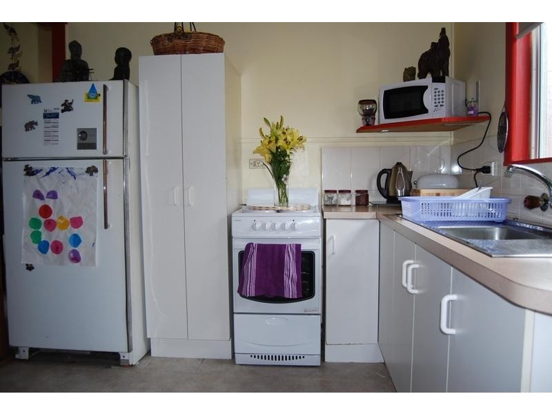 5 Coates Road, Lakes Entrance VIC 3909