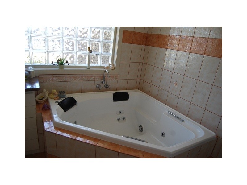 Lakes Entrance VIC 3909