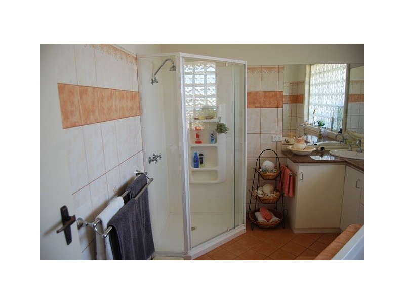 Lakes Entrance VIC 3909