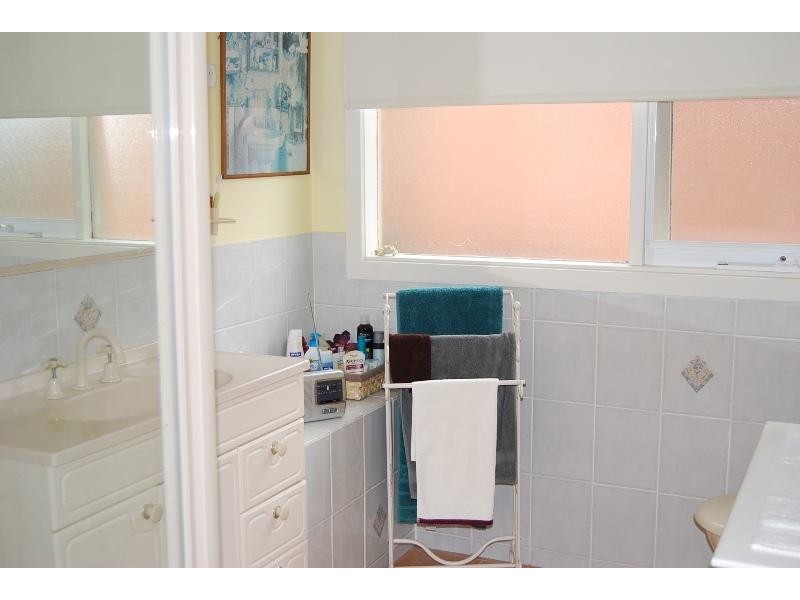 75 Lake Bunga Beach Road, Lakes Entrance VIC 3909