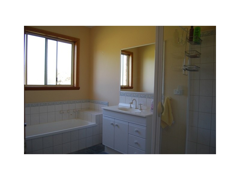 165 Rosherville Road, Swan Reach VIC 3903