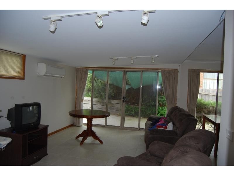 31 West Crescent, Lakes Entrance VIC 3909