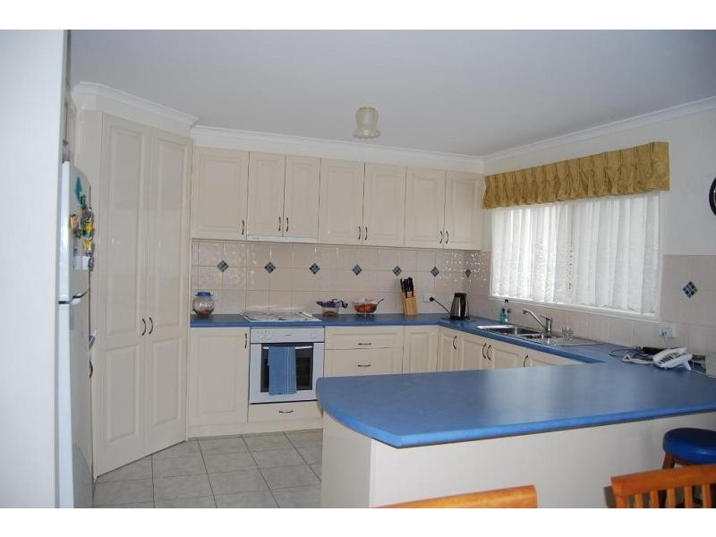 173 Princes Highway, Lakes Entrance VIC 3909