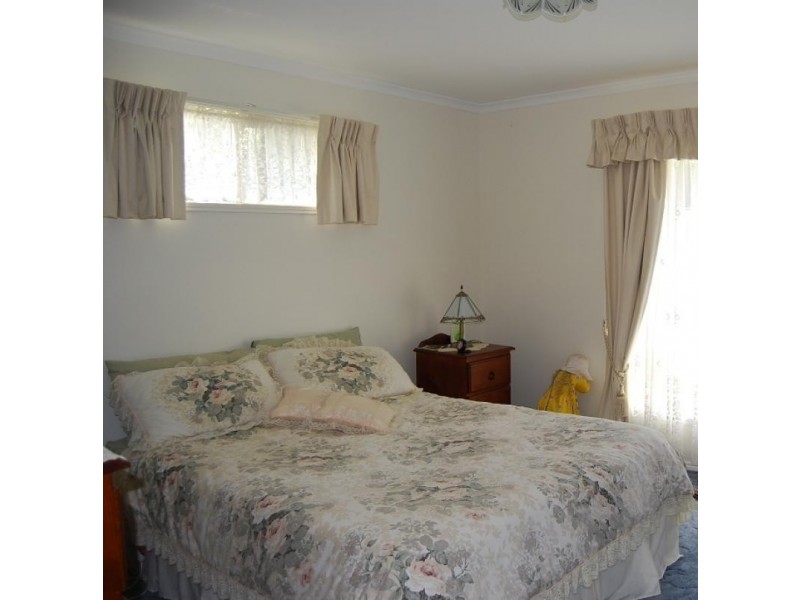 173 Princes Highway, Lakes Entrance VIC 3909