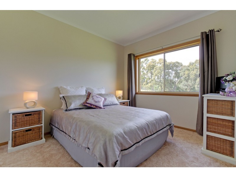165 Rosherville Road, Metung VIC 3904