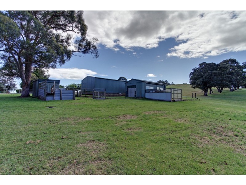 165 Rosherville Road, Metung VIC 3904