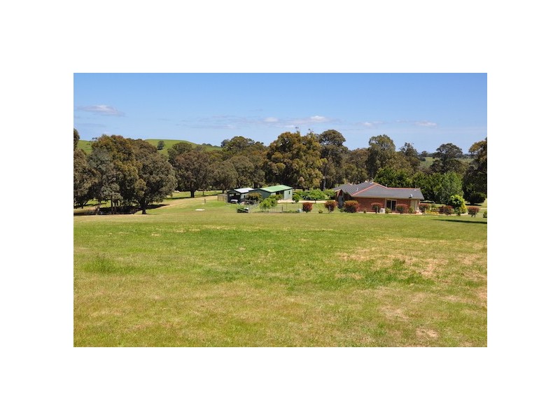 165 Rosherville Road, Metung VIC 3904