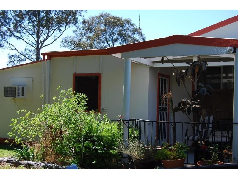 24 Heatherlea Grove, Lakes Entrance VIC 3909