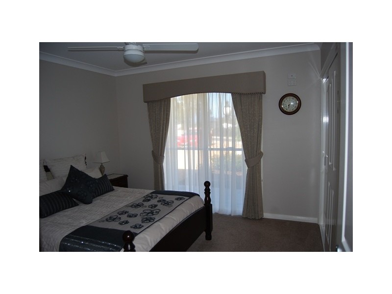 69 Goldring Road, Lakes Entrance VIC 3909