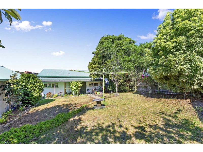 67 Carpenter Street, Lakes Entrance VIC 3909