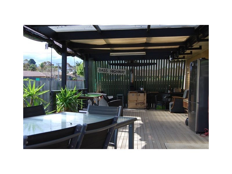 23 Heatherlea Grove, Lakes Entrance VIC 3909