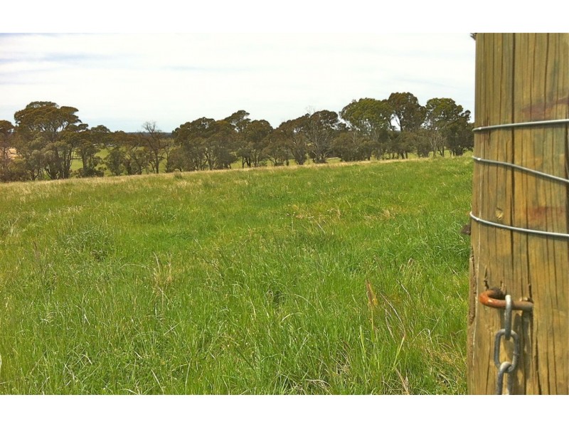 192 Harmans Road, Johnsonville VIC 3902