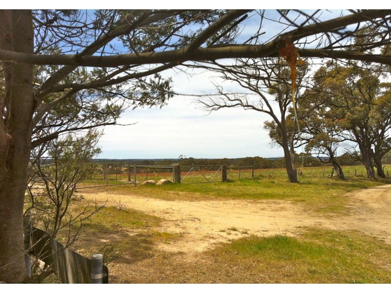 192 Harmans Road, Johnsonville VIC 3902