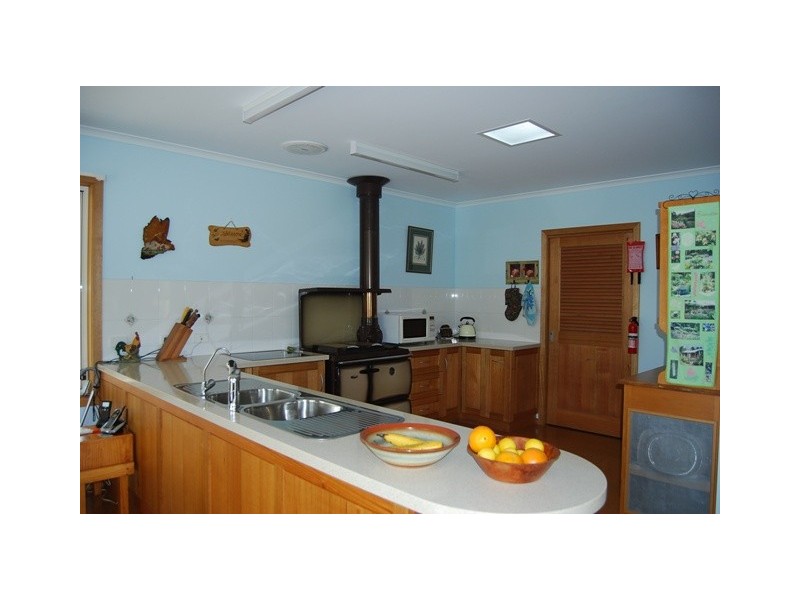 183 Ostlers Road, Lakes Entrance VIC 3909